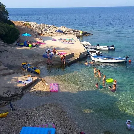 Pokrivenik 2073d *