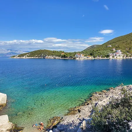 Pokrivenik 2073d Appartamento Zastražišće